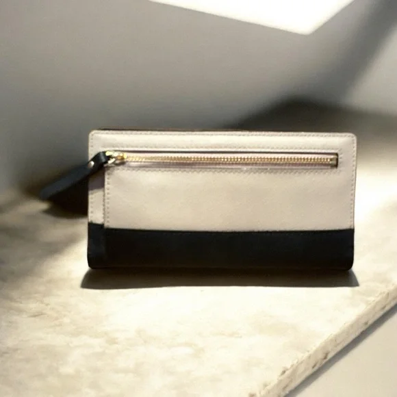 Kate Spade Black and Cream Wallet - Picture 3 of 4